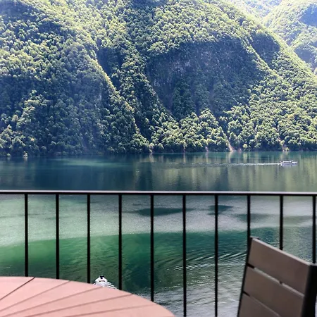 Unique Gandria Attic By Quokka 360 - Elegant View Apartment