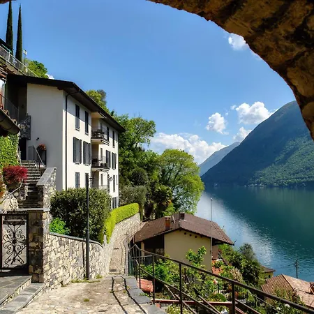 Unique Gandria Attic By Quokka 360 - Elegant View