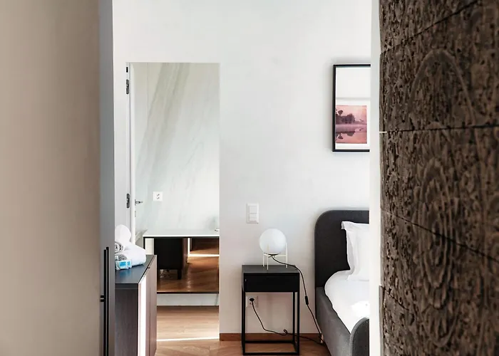 Διαμέρισμα Unique Gandria Attic By Quokka 360 - Elegant View *