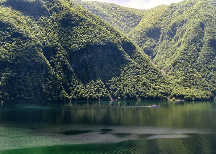 Unique Gandria Attic By Quokka 360 - Elegant View *