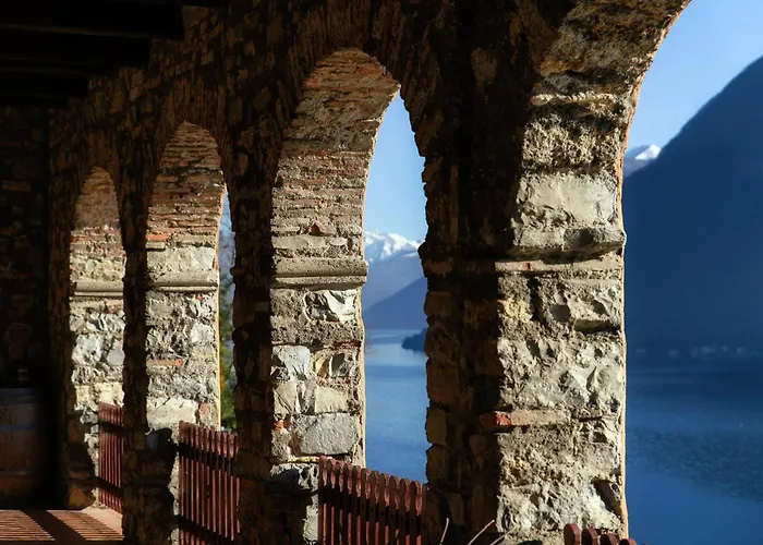 Unique Gandria Attic By Quokka 360 - Elegant View Apartment Lugano