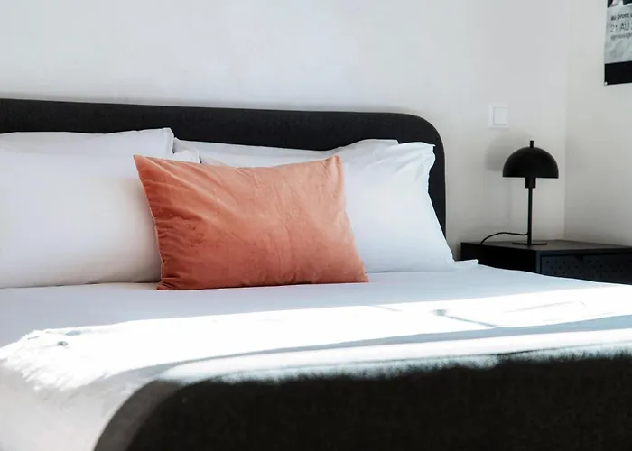 Apartment Unique Gandria Attic By Quokka 360 - Elegant View *