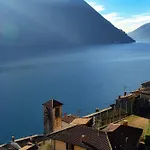 Unique Gandria Attic By Quokka 360 - Elegant View Lägenhet Lugano